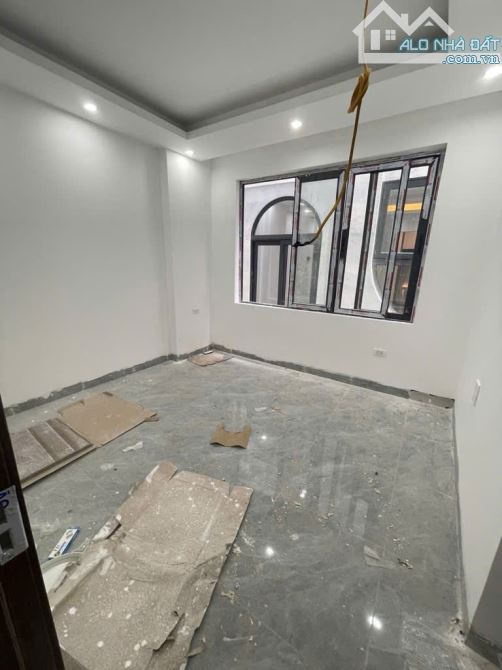 Trung kính -Nhà 7 tầng thang máy-35m2-khu mới sạch sẽ- chỉ 9ty3 - 2