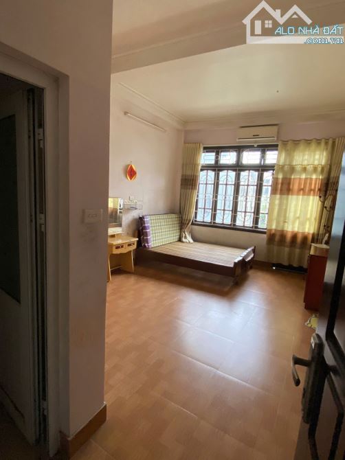 Cho thuê nhà ngõ Ngô Thì Sỹ, Vạn Phúc, Hà Đông. DT 30m x 5 tầng, giá 10tr - 2