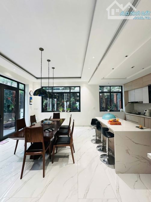 Bán biệt thự Ciputra 200m, mặt tiền 9m, siêu rẻ 80 tỷ - 2