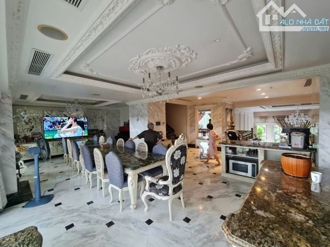 Bán biệt thự Ciputra 405m x 6 tầng thang máy, có 135 tỷ. - 2