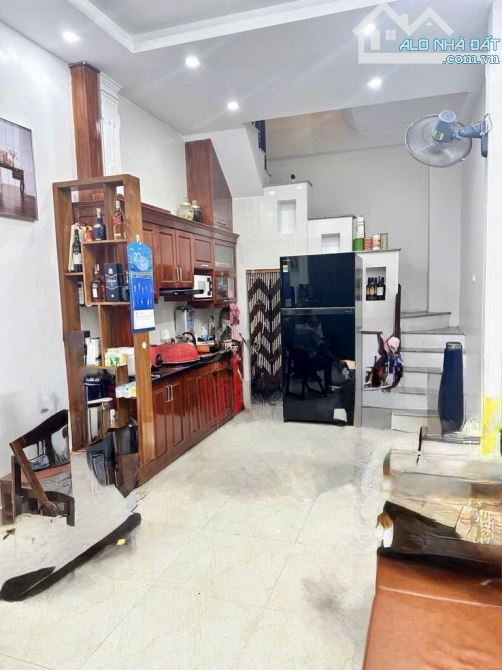 Bán nhà riêng dân cây 34m2, 5 tầng-Trịnh Đình Cửu. Ngõ thông, gần phốgì nhiều tiện ích - 2