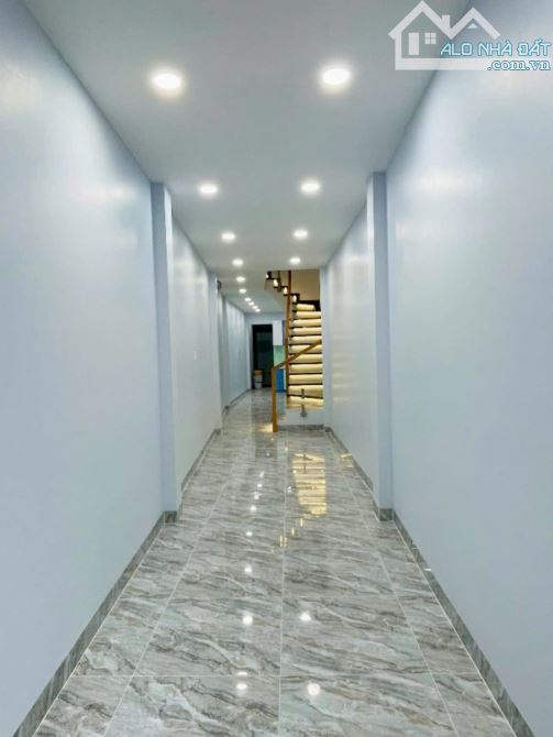 BÁN NHÀ Q4 MỚI XÂY 3 TẤM KHU DÂN TRÍ CAO 45m2 ĐẤT GIÁ 4TỈ 5 SỔ RIÊNG GẦN MẶT TIỀN - 2