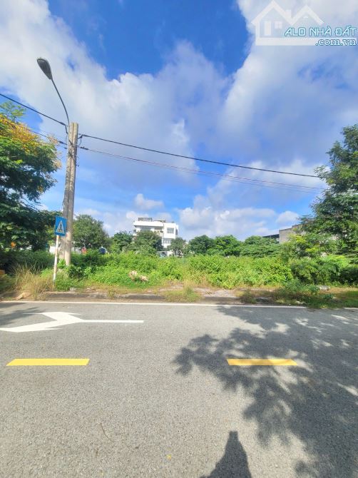 Bán đất xây Biệt Thự 7,5x20m gần Metro 6km, p.Bình An, Tp.Dĩ An chỉ 5ty200 M7469 - 2
