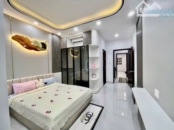 Quận 7,,gần huỳnh tấn phát, nhà 4 tầng, 4mx16m ,hẻm 3m,nhỉnh 7,x tỷ - 2