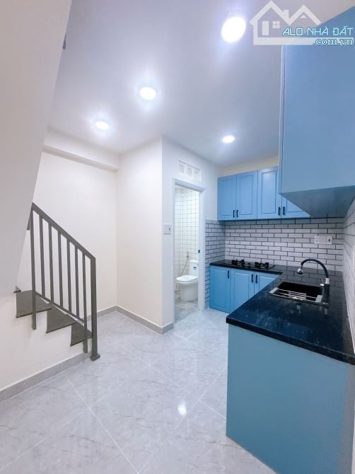 Thống Nhất - Gò Vấp - 50m2 - 4 Tầng - 6.7 tỷ - Hẻm Ôtô - Hoàn công - SHR - 2