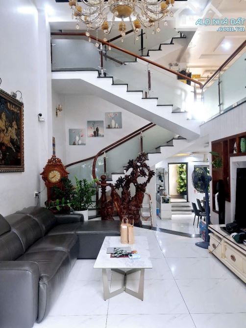 BÁN GẤP BIỆT THỰ 1 TRỆT 3 LẦU 215 M2 TÂN HIỆP CHỈ 9 TỶ - 2