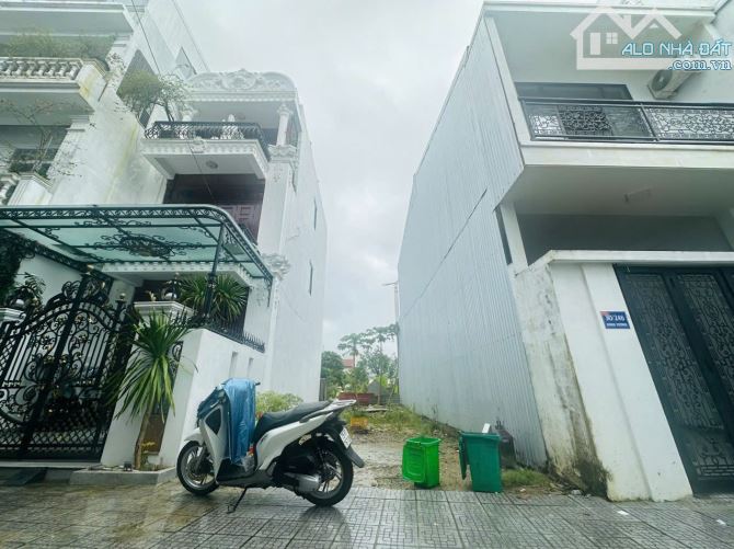 BÁN ĐẤT KIỆT OTO MIẾU ĐÔI 246 HÙNG VƯƠNG, HUẾ - HÀNG CỰC HIẾM .. GIÁ RẺ NHẤT THỊ TRƯỜNG ❌ - 3