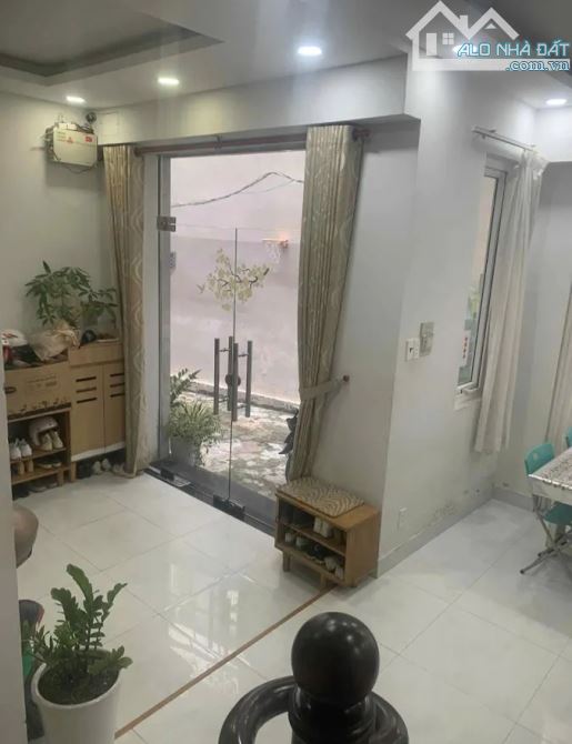 BÁN NHÀ CÁCH MT NGUYỄN VĂN TRỖI VÀI BƯỚC – NGANG 6M BỀ THẾ – 4 TẦNG BTCT. CHỈ 10TỶ NHỈNH. - 3