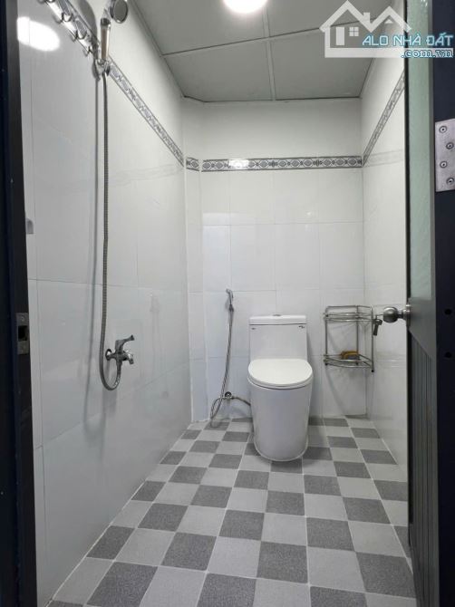 Nhà hẻm Cầu Dứa Phú Nông gần Bách Hóa Xanh Vĩnh ngọc Nha Trang dt 96m2 giá 3ty450 - 3