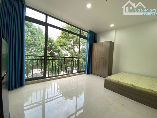 CĂN STUDIO FULL NỘI THẤT BAN CÔNG CỰC THOÁNG Ở QUẬN 10 - 3