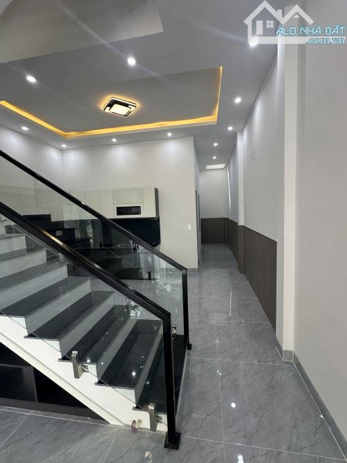 BÁN NHÀ MẶT TIỀN KINH DOANH, SỔ RIÊNG THỔ CƯ,MẶT ĐƯỜNG 10 MÉT,550TRIỆU NHẬN NHÀ - 3