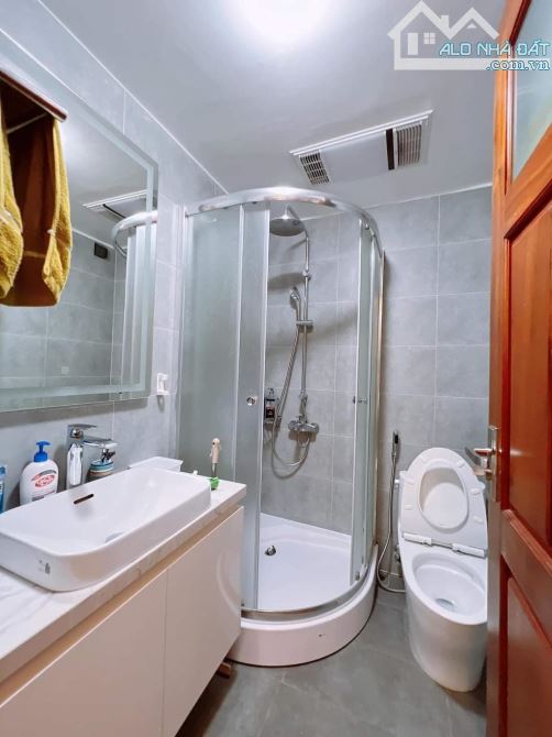 Bán nhà riêng tại Hoàng Quốc Việt, Cầu Giấy, 80m2, ô tô, kinh doanh,  29tỷ. - 3