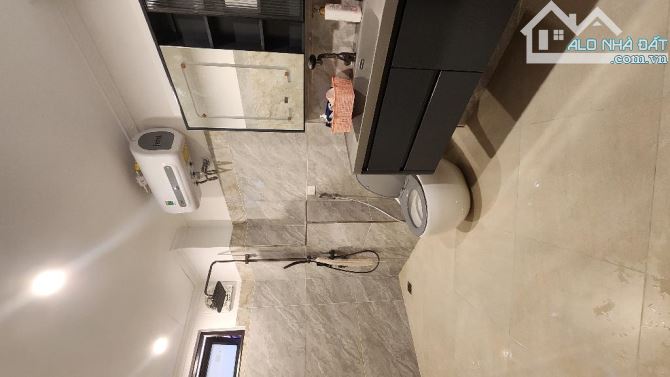 Bán nhà Thịnh Quang ngõ ba gác thoáng sạch , nhà mới đẹp 6 tầng thang máy nhập khẩu 40m gi - 3