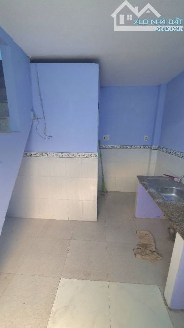 Bán nhà 90M² Cấp 4, Xuân Thới Thượng 2 Hóc Môn-gần mặt tiền Phan Văn Hớn- Giá chỉ 3.099 tỷ - 3