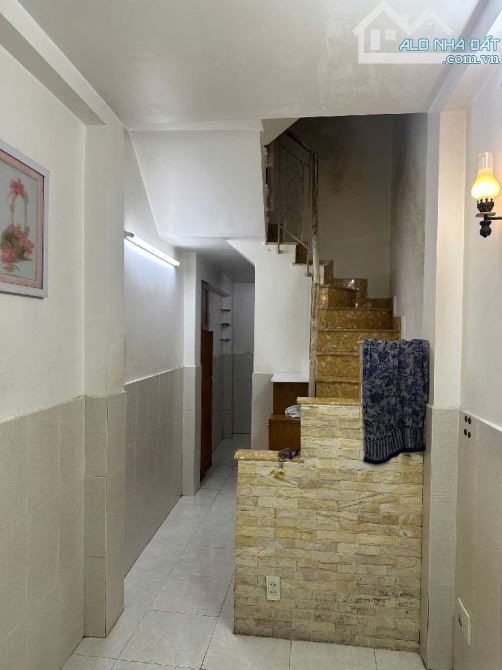 Bán nhà 3 tầng BTCT 15m2, Trần Bình Trọng, Phường 5, Bình Thạnh, Giá nhỉnh 2 tỷ TL - 3