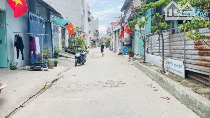 GẦN NGÃ TƯ BÌNH PHƯỚC- DIỆN TÍCH KHỦNG GẦN 84M- 6.2X13- 5.5 TỶ - 3