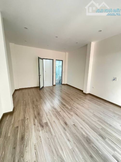 🔥B.Á.N NHÀ KHÂM THIÊN 40m2*5.5T_GẦN Ô TÔ & PHỐ_NGÕ NÔNG_KINH DOANH ĐỈNH_2 THOÁNG, 11.x tỷ - 3