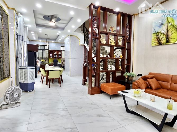 Bán Biệt Thự Mặt tiền đường số 5 An Phú Quận 2 Cũ DT 140m2 Ngang 7m Giá 28 Tỷ - 3