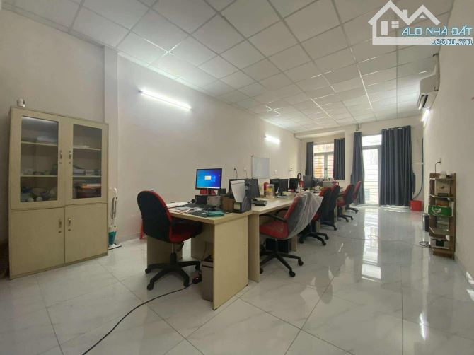 TÂN BÌNH - HẺM 6M - DT 90m2 ( 4.8m x 19m ) - CHỈ 8.8 TỶ - 3