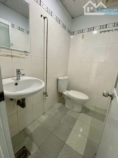 HIẾM! CĂN GÓC 2 MẶT TIỀN NGAY ETOWN CỘNG HÒA -3,9x12m-  4 TẦNG- GIÁ CHỈ 11,5 tỷ tl - 3