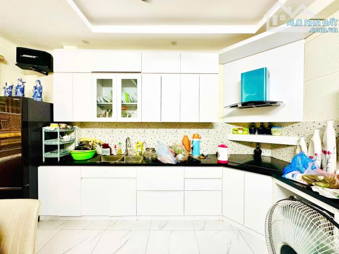 BÁN NHÀ LÔ GÓC HAI THOÁNG – Ô TÔ VÀO NHÀ – NGÕ THÔNG, 30M² x 5 TẦNG, 5.8 TỶ, THANH XUÂN - 3