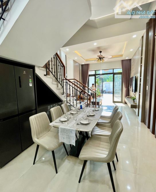 ✨ NHÀ 3 TẦNG MỚI – FULL NỘI THẤT – MT PHÚ XUÂN, SÁT HOÀNG THỊ LOAN . NHỈNH 6 TỶ - 3