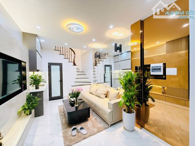 🔥CÓ 102🚗 NGUYỄN TRÃI – 25M² – 4 TẦNG – 3PN – Ô TÔ ĐỖ CỬA 🔥– GIÁ CHỈ 5.15 TỶ 🔥 - 3