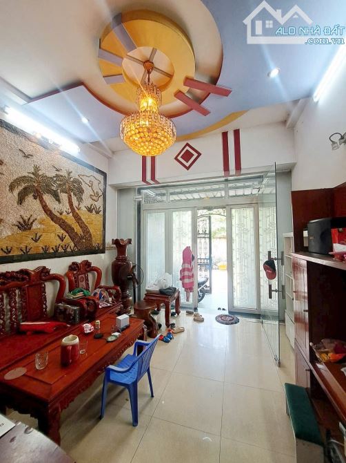 Nhà bán Hẻm Xe Hơi gần Mặt Tiền đường Hương Lộ 2, 61m2 4 TẦNG 5 PN, giá giảm - 3
