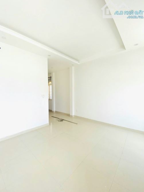 BÁN NHÀ NGAY -- CẠNH VÕ VĂN KIỆT 86M² NHỈNH 4 TỈ - 3