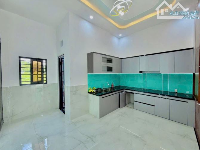 Bán nhà 1 trệt 2 lầu có hoàn công Kdc TDC  Quang Vinh giá 4 tỷ - 3
