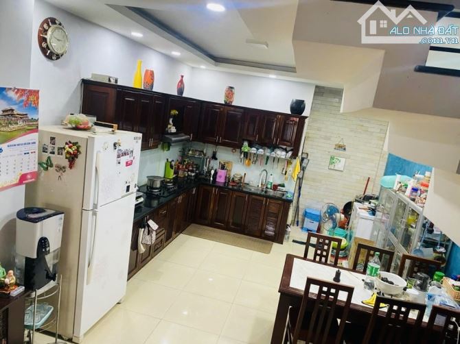 Nhà 4 tầng 4PN, xe hơi ngủ nhà, 70m2 (4.1x17m) 4 tầng Nơ Trang Long Bình Thạnh 14 tỷ x tl - 3