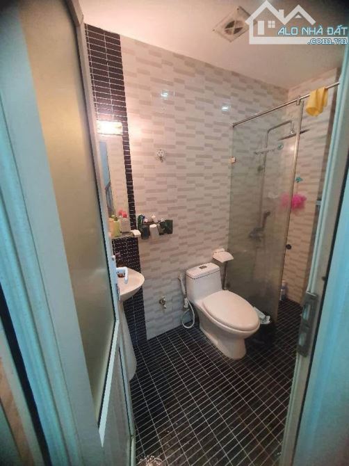 CHUYỂN CÔNG TÁC BÁN NHÀ VĨNH HƯNG 5.95tỷ 30m NHÀ MỚI 4 TẦNG GẦN Ô TÔ,SỔ ĐỎ - 3