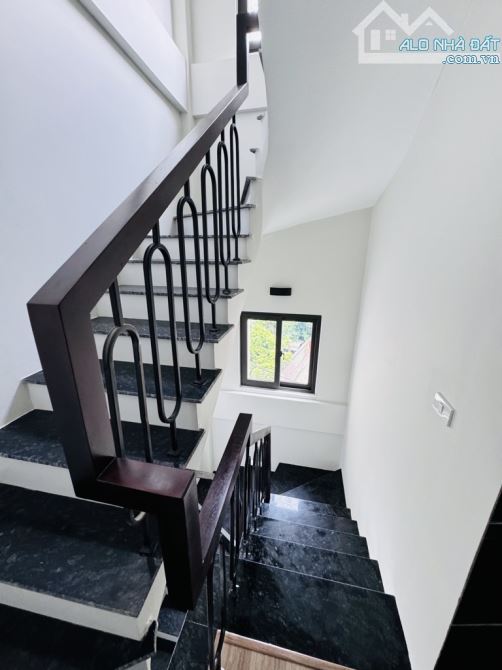 NHÀ MỚI GIA QUẤT 6 TẦNG - GARA Ô TÔ THANG MÁY - VỪA Ở VỪA KINH DOANH - CHỈ 12.2 TỶ - 3