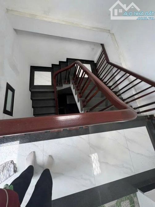 Bán nhà mới 5 tầng ở Nguyễn Khang 5 tầng, 2 thoáng đẹp như ảnh, sổ cất két - 3