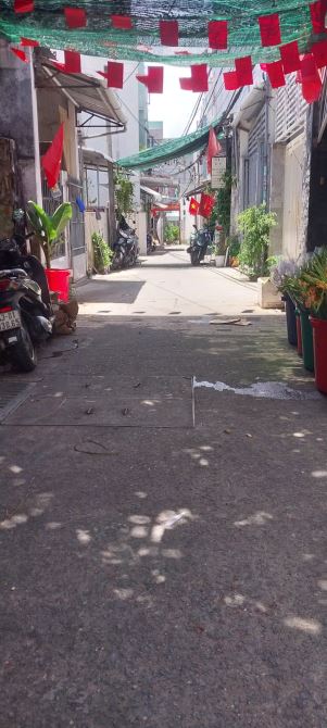 ► Nhà 60m ra MT Trần Xuân Lê, Công An Quận, 10m ra Ô tô, 52m2, gác lửng sạch, 2.x tỷ - 3