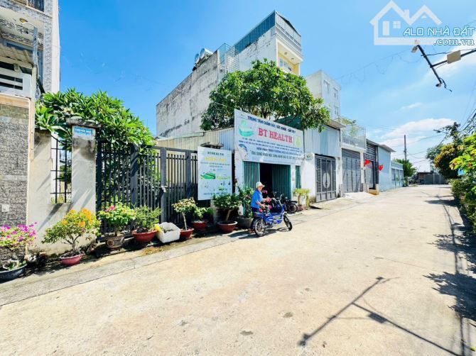 Bán đất Mặt Tiền Rạch đường Thạnh Lộc 29, Quận 12 - Sát sông Sài Gòn giá 4,29 tỷ - 3