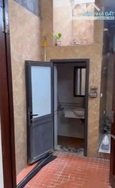 Cho thuê nhà Bạch Mai 81m2 x 1 tầng, 3 ngủ, 12 Triệu - 3