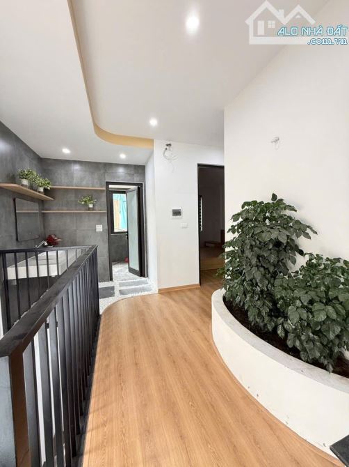 NHÀ MỚI KÍNH COONG HỮU HÒA GARA Ô TÔ FULL NỘI THẤT - KHÔNG GIAN SỐNG CHẤT - 3