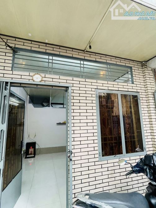Bán nhà hẻm 3 gác thẳng 1 trục Trần Phú Q.5 : 24m2 - 3,5m x 7,5m - 3