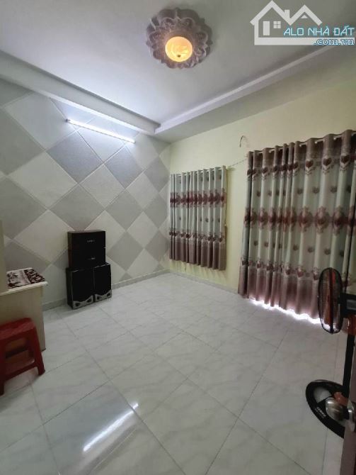 A078 - LÊ VĂN QUỚI - HẺM XE HƠI- NHÀ ĐẸP 4 TẦNG, 4X15M, CHỈ  6 TỶ X - 3