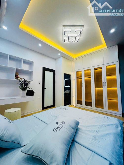 HIẾM PHAN ĐÌNH GIÓT 24m2 + 5TẦNG, Ô TÔ TRÁNH, NGÕ THÔNG, 50M RA PHỐ, PHÂN LÔ Ô TÔ . - 3