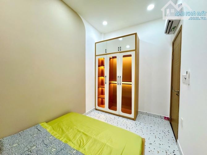 🔥 PHÚ NHUẬN, HUỲNH VĂN BÁNH, 27m2, 2 TẦNG, 2 PN, 2 WC. GIÁ: 5,25 Tỷ🔥 - 3