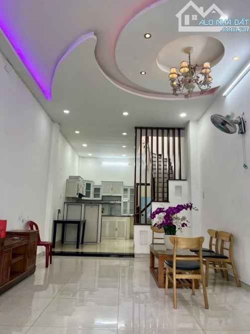 HẠ 200TR - GẤP BÁN BÌNH TÂN - DT KHỦNG 4x20- SÁT MẶT  LÊ TRỌNG TẤN - HẺM 5M- CHỈ 6TỈ 180TR - 3
