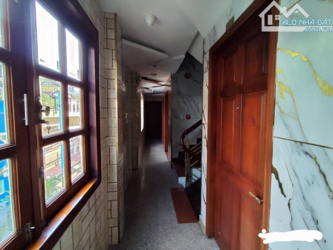 Bán Khách sạn Căn Góc - 5 tầng - 16phòng - 110m2 - Quang Trung - 200tr/tháng - Giá 20 tỷ - 3