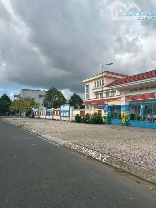 Nền Đường Số 3 Đối Diện Trường Học, Kh.u Văn Hoá Tây Đô DT: 5x22=110m2 giá 4,8 Tỷ Cái Răng - 3