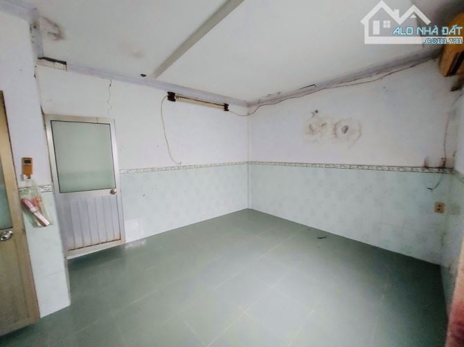 NHÀ QUẬN 3 GIÁP QUẬN 1 - HẺM XE HƠI THÔNG KD - VỊ TRÍ TRUNG TÂM - 80M RA MẶT TIỀN - 3