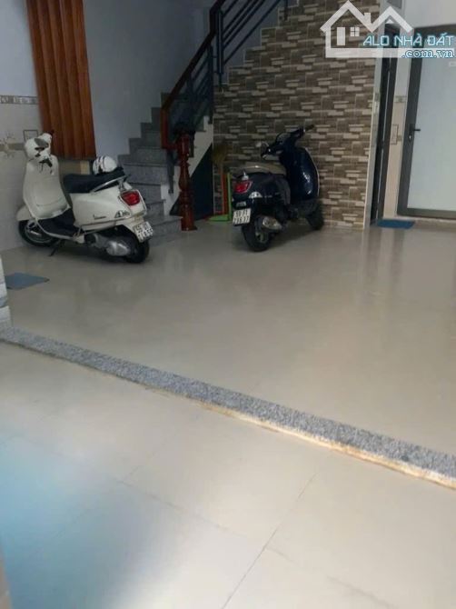 NHÀ 6 TẦNG BTCT - HOÀN CÔNG - CÁCH MẠNG THÁNG TÁM - QUẬN 10 - HXH - CHỈ 9,9 TỶ. - 3