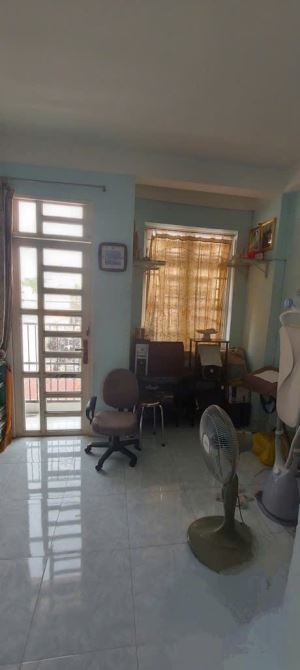 [ HOT] ĐỘC NHẤT TẠI Q7– NHÀ HẺM THÔNG – ĐƯỜNG XE HƠI THẲNG TỚI NHÀ  – GIÁP CÁC TRUNG TÂM Q - 3