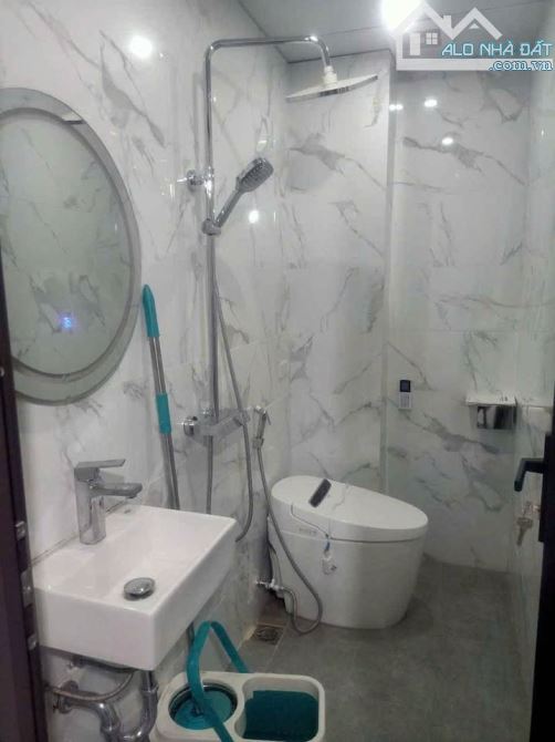 Cho thuê nhà riêng tại địa chỉ ngõ 50 Mễ Trì thượng, Mễ Trì, Nam Từ Liêm. DT 45m x 5 - 3