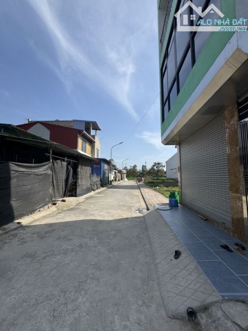Bán gấp đất đấu giá Đại Áng ô tô ,phân lô vỉa hè ,khu vực đang phát triển mạnh giá 6.9 tỷ - 3
